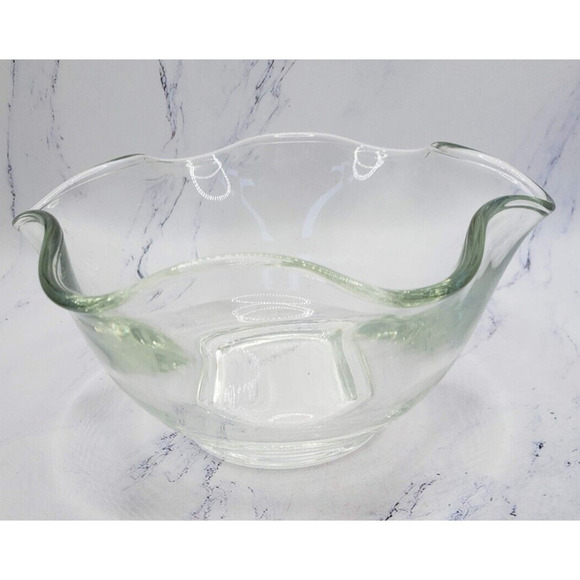Vintage Clear 3 Inch Glass Bowl Ruffled Edge Flower Shape Bowl - Picture 1 of 6